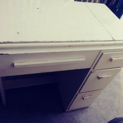 Sewing Machine Table