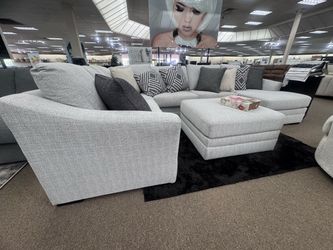 Furniture & Mattress Discounters