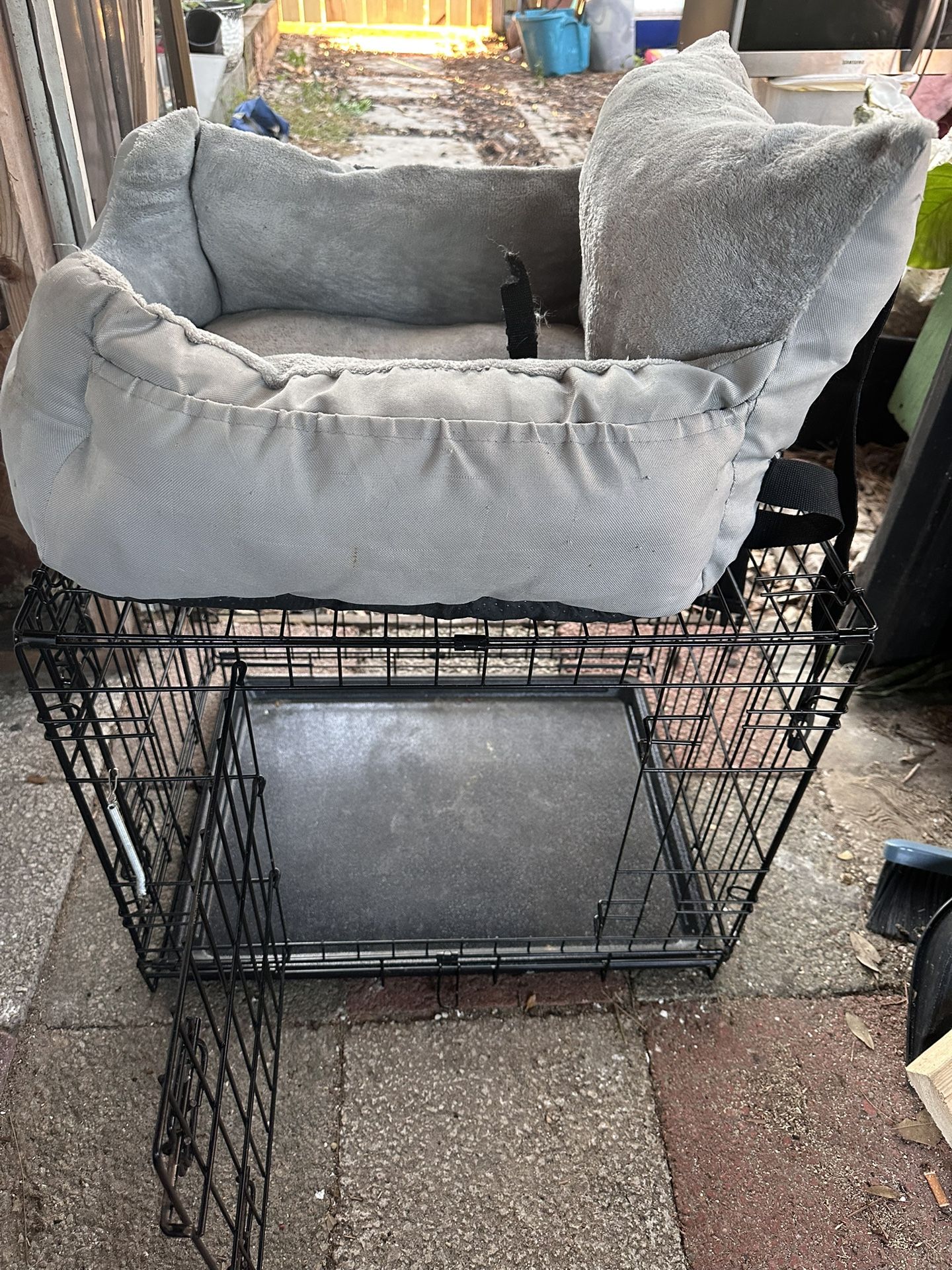 Crate And Bed