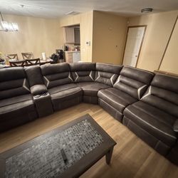 Large Reclining Sectional Sofa