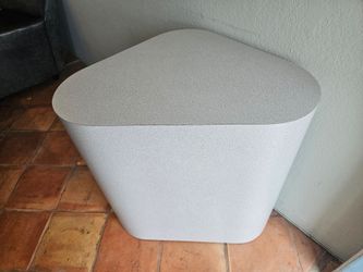 Modern Curved Console / Entryway Table
