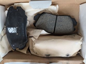 GMC Chevy front brake pads new