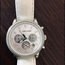 Michael Kors Chronograph Water resistant Leather Watch