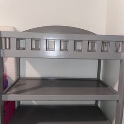 BABY CHANGING TABLE 