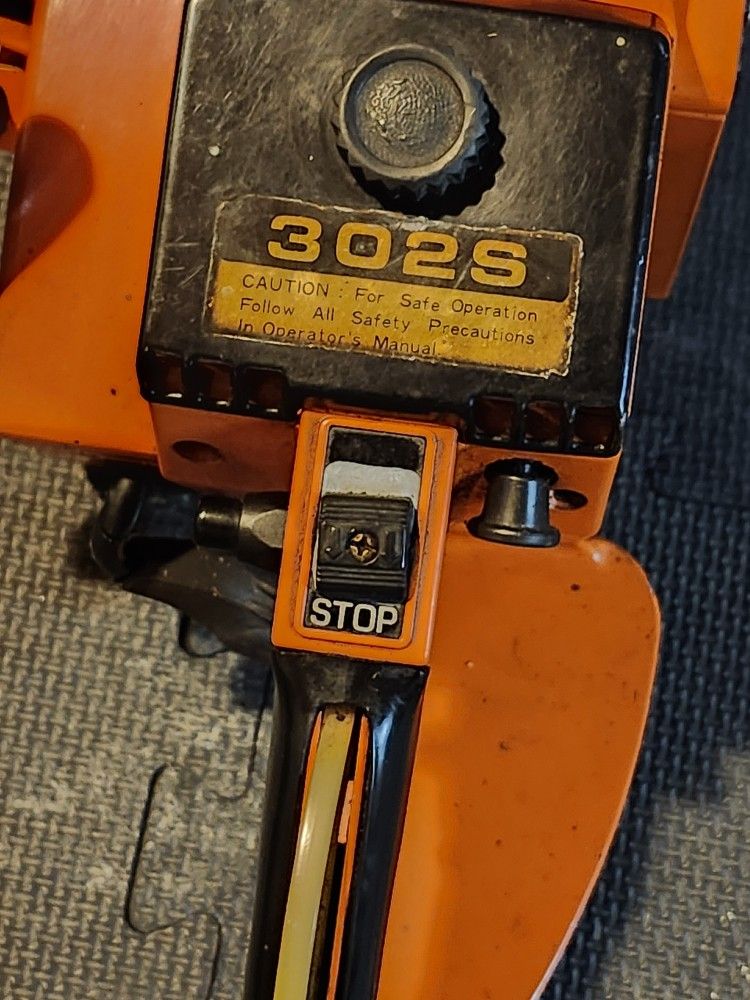 Vintage Echo 302s Chainsaw