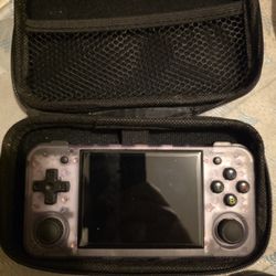 Anbernic RG35XX Handheld Console