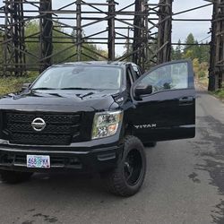 2021 Nissan Titan