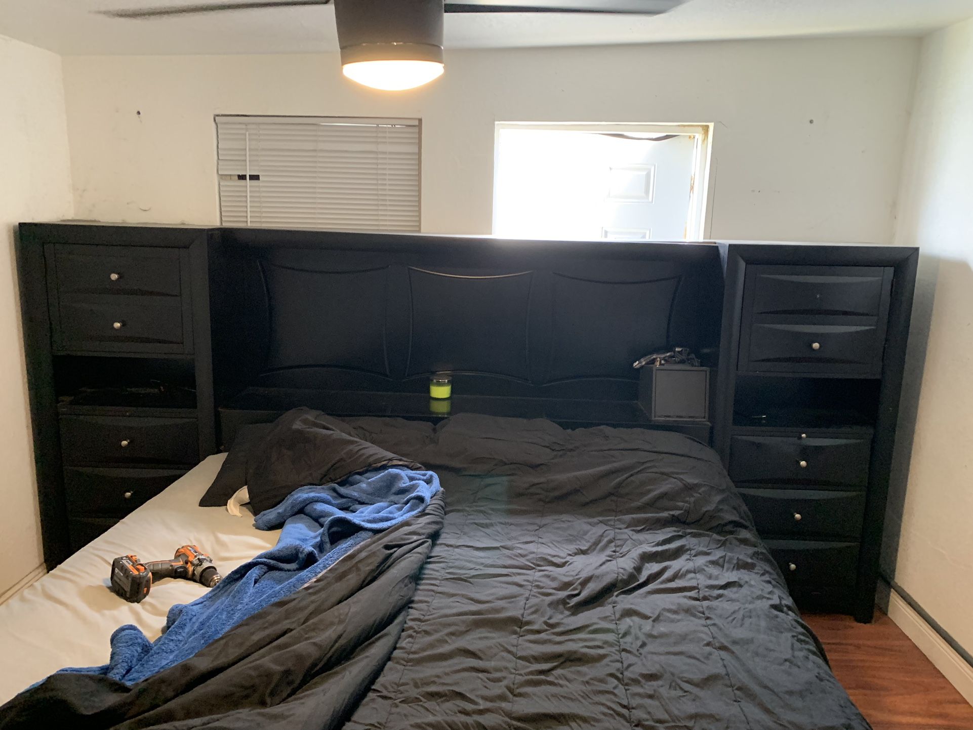 King Size Bed Frame Unit 