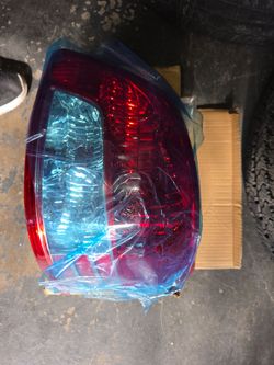 Yaris tail light 07-11