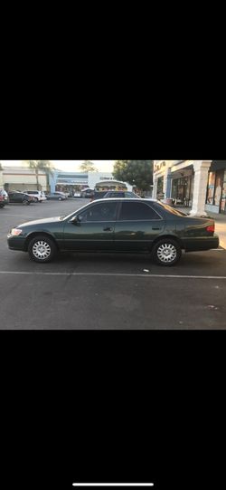 2000 Toyota Cary