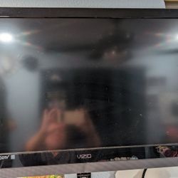 Vizio 36" TV 
