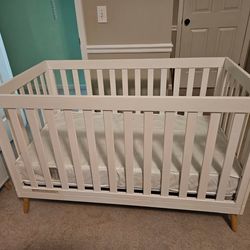 Delta Children Essex 4-in-1 Convertible Crib