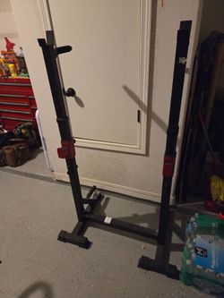 Adjustable Squat Rack