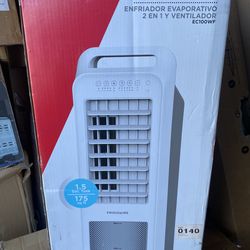 Frigidaire - Personal 2-in-1 250 CFM Evaporative Air Cooler and Fan - White