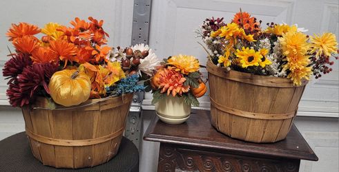 Thanksgiving Arrangements 