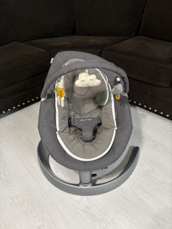 Nuna Leaf Swing Like new! Retails For $380