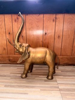 vintage Hollywood Regency Brass Elephant