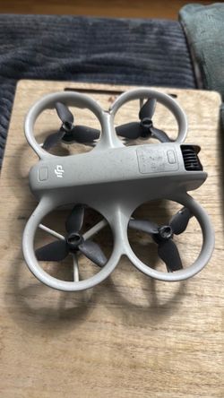 Dji Neo