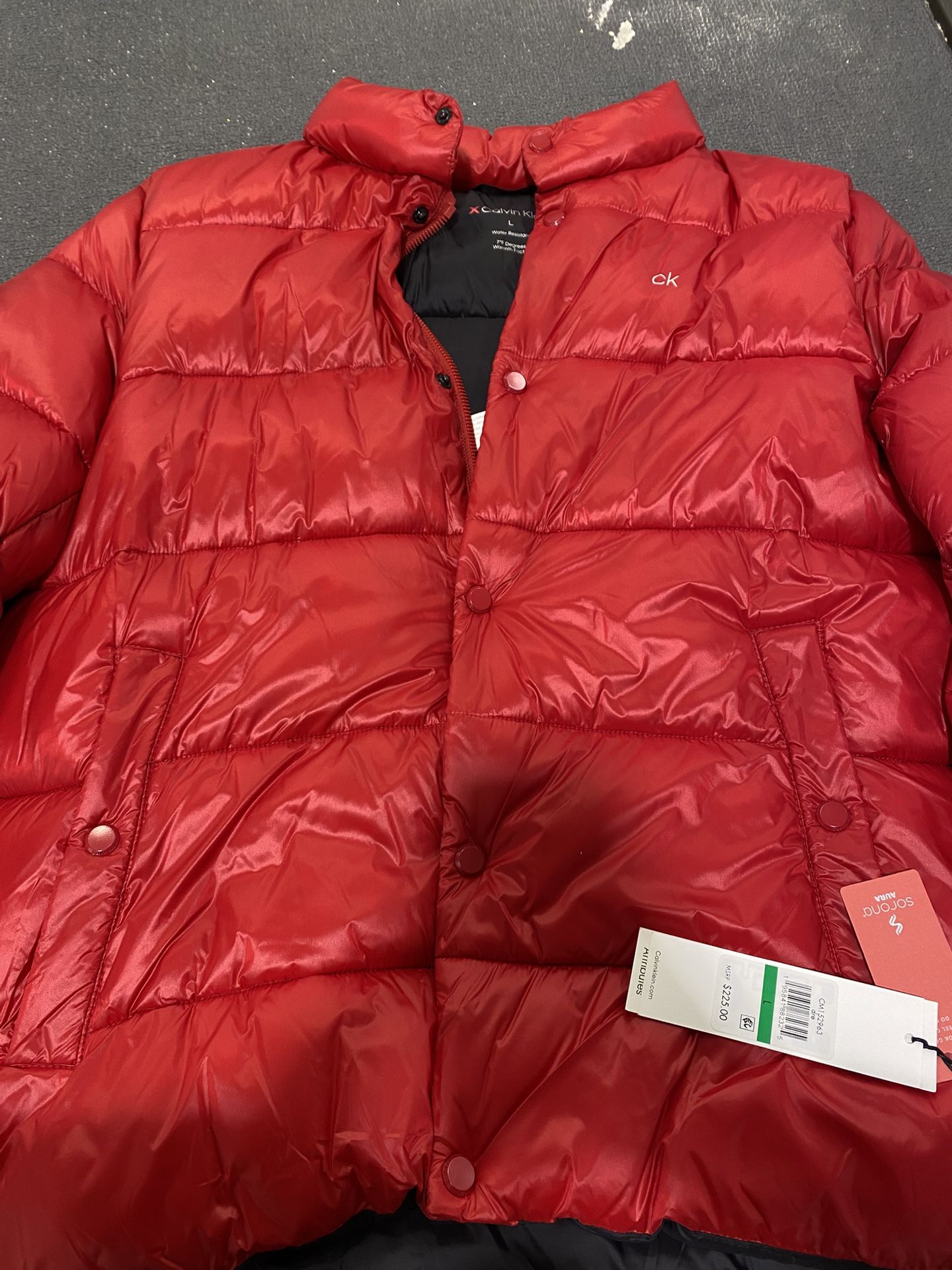 Calvin Klein red puffer jacket L