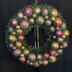 Holiday Wreath (12”)