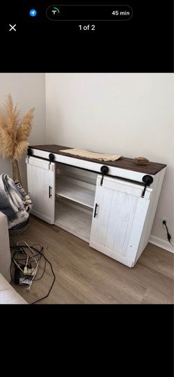Farmhouse Hutch with Sliding Doors