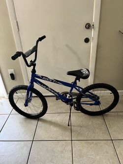 Bicycle, bicicleta 20” Kids, School, outdoor activities barely used.