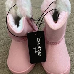 bebe kids faux fur trim boots (toddlers) Size 5 