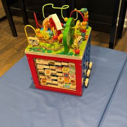 Battat Activity Wooden Cube Ret 179