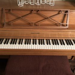 Piano- Hobart M Cable 