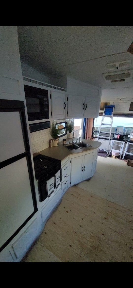 Fifth wheel for sale $25.000