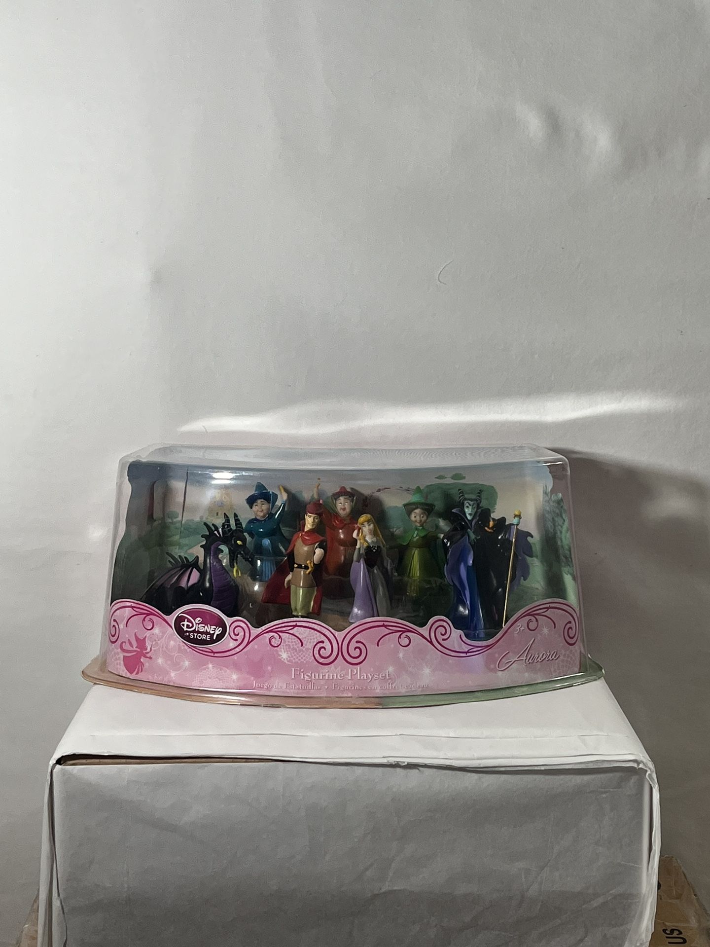 Disney’s Aurora figurine set