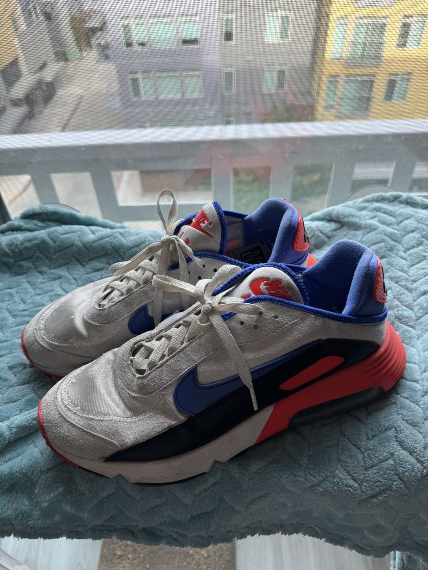Nike Air Max 2090 - Size 11.5
