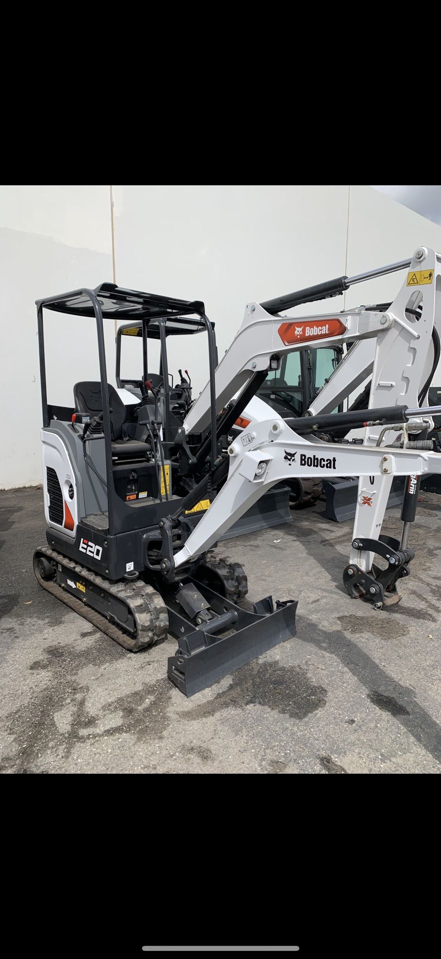 E20 Mini Excavator 
