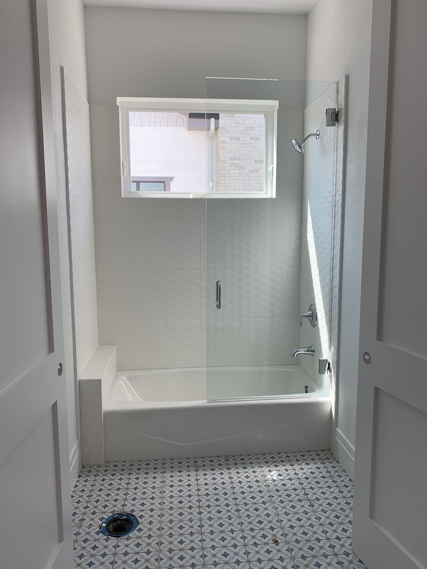 Single Panels/ Single Doors Glass Shower Doors