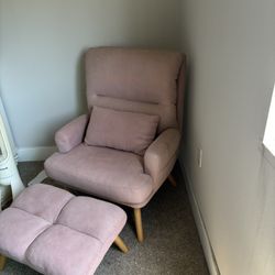Arm chair with Ottoman
