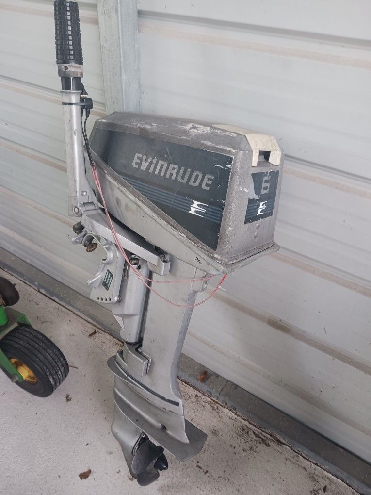 6hp Evinrude Outboard Motor!!!