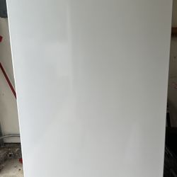 Whirlpool 15.7-cu ft Frost-free Upright Freezer ( White )