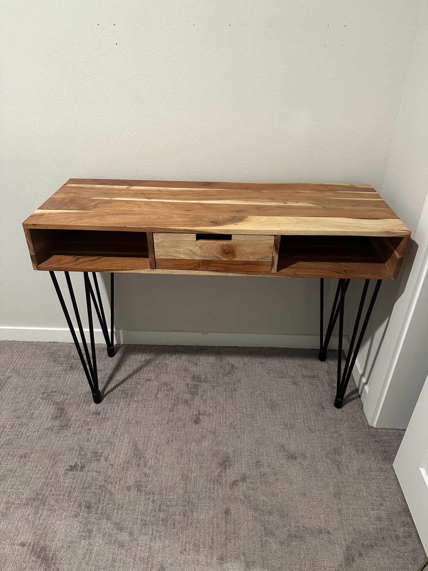 VINTAGE SOLID WOOD CONSOLE/DESK