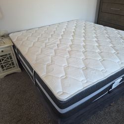 King Mattress $150 (mattress only) 