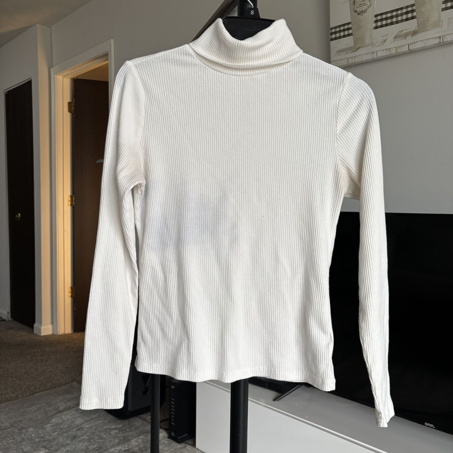 Old Navy Regular Fit Ribbed Turtleneck Sweater Small