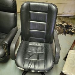 2 Office Chairs 