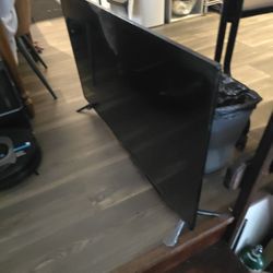 Onn. 43 Inch Roku TV Like New