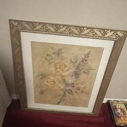 Outside pictures in a small mirror for sale all in good condition except for a couple that need to be glued in the back very easy to have $40 for all