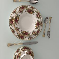 Royal Albert Old Country Rose Bone China 1962