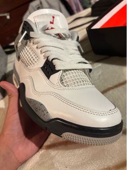 Jordan 4 white cement size 8