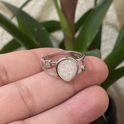 Women’s 925 Sterling Silver Opal Ring Size 10