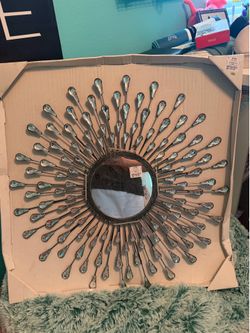 Mirror wall decor