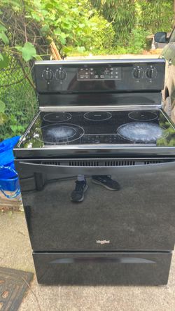 Electric Whirlpool 5 burner stove