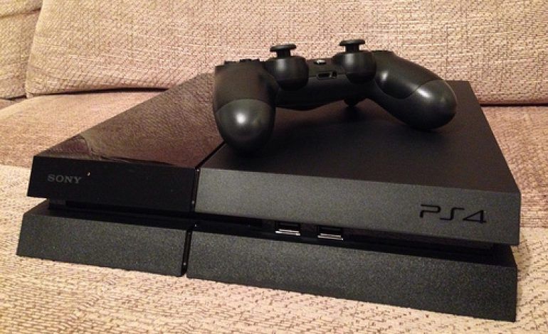 PS4 With Charger Port , Fan , Charging Station And Protective Playstation Carrier 