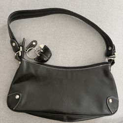 Nine West Black Shoulder Purse Great Condition 